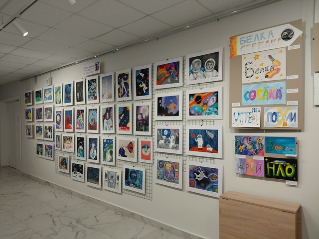 Апрельские выставки